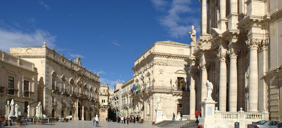 Siracusa e le Necropoli Rupestri di Pantalica