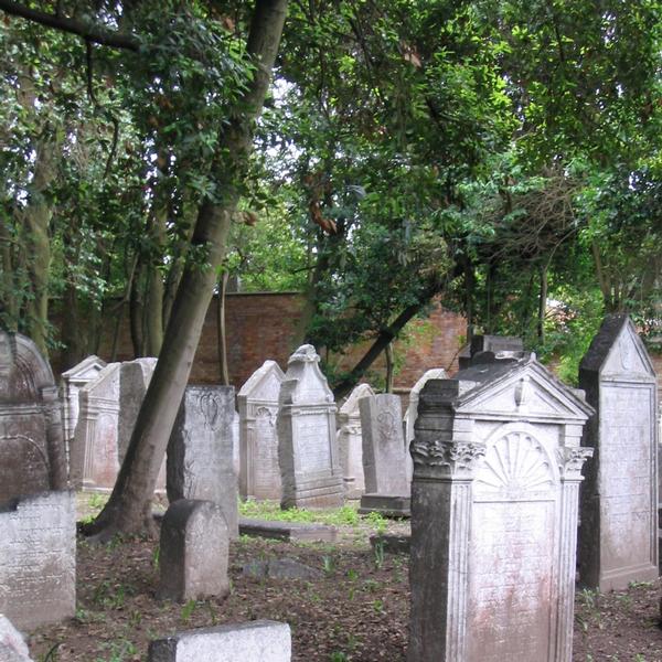 Antico Cimitero del Lido di Venezia