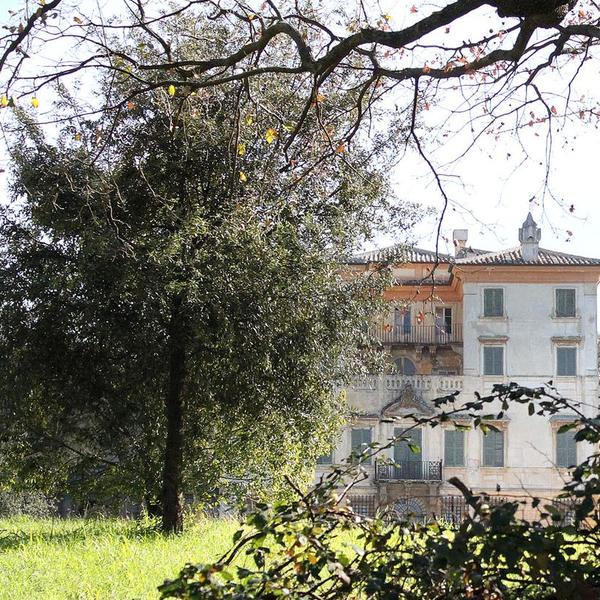 Villa Parisi