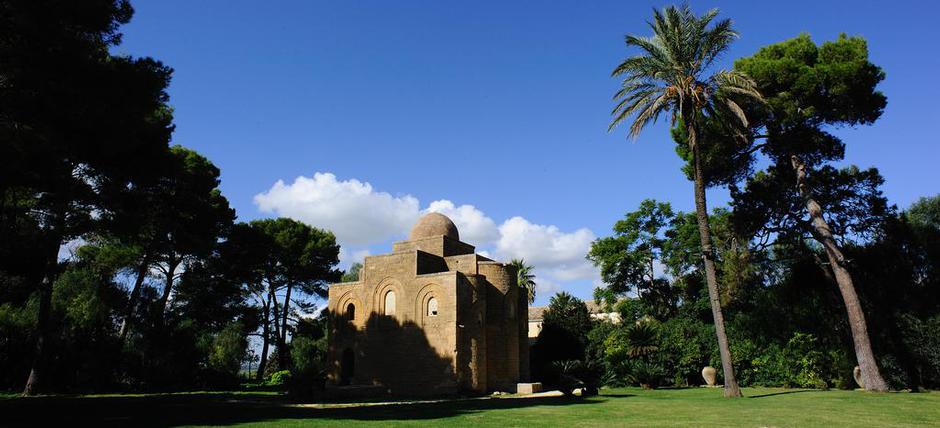 Chiesa della SS. Trinità di Delia