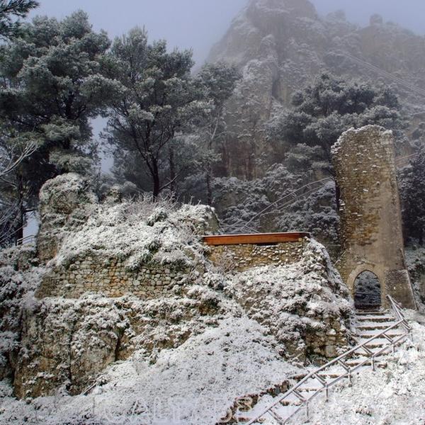 Castle of Count Luna (or of Queen Sibilla) - Castle - Caltabellotta