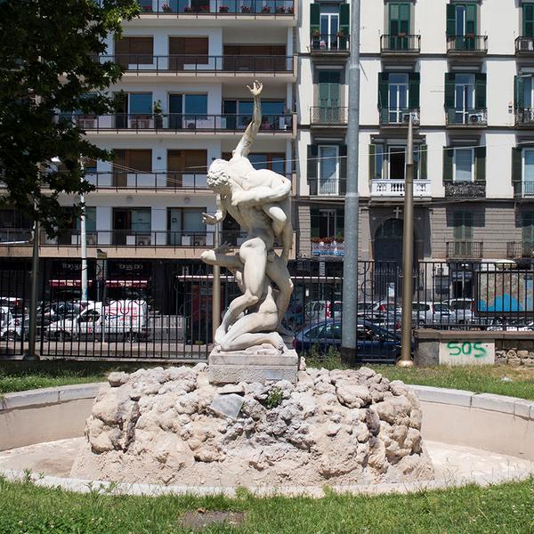 Fontana del Ratto delle Sabine