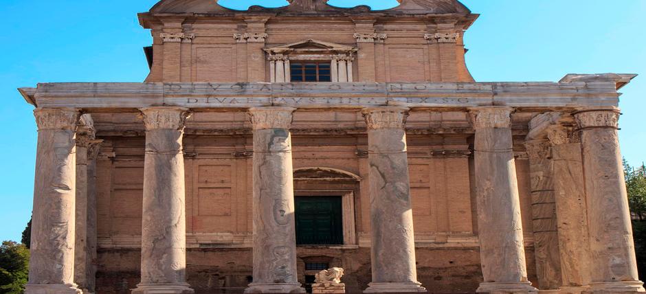 Tempio di Antonino e Faustina / Chiesa di S. Lorenzo in Miranda